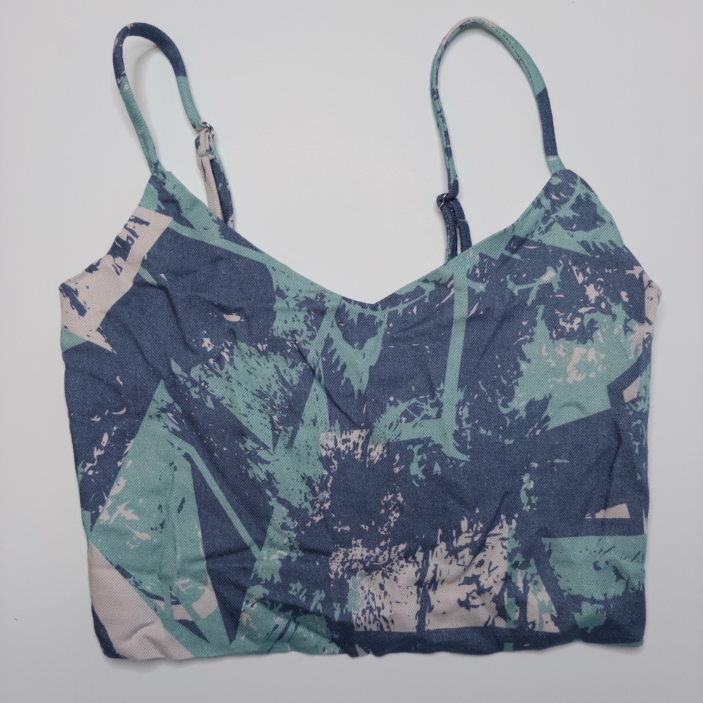 NWT Averie Antea Aqua and Blue Brush Print Crop Top Size Medium